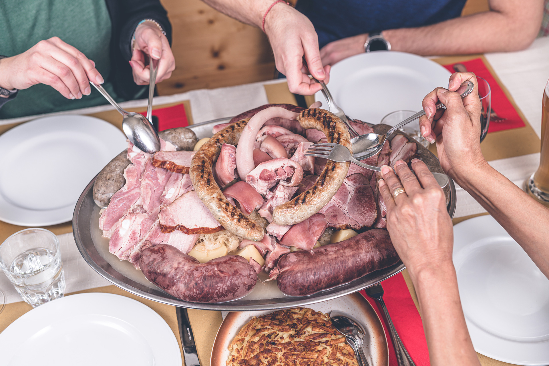 Restautant Geeren – Metzgete Schlachtplatte