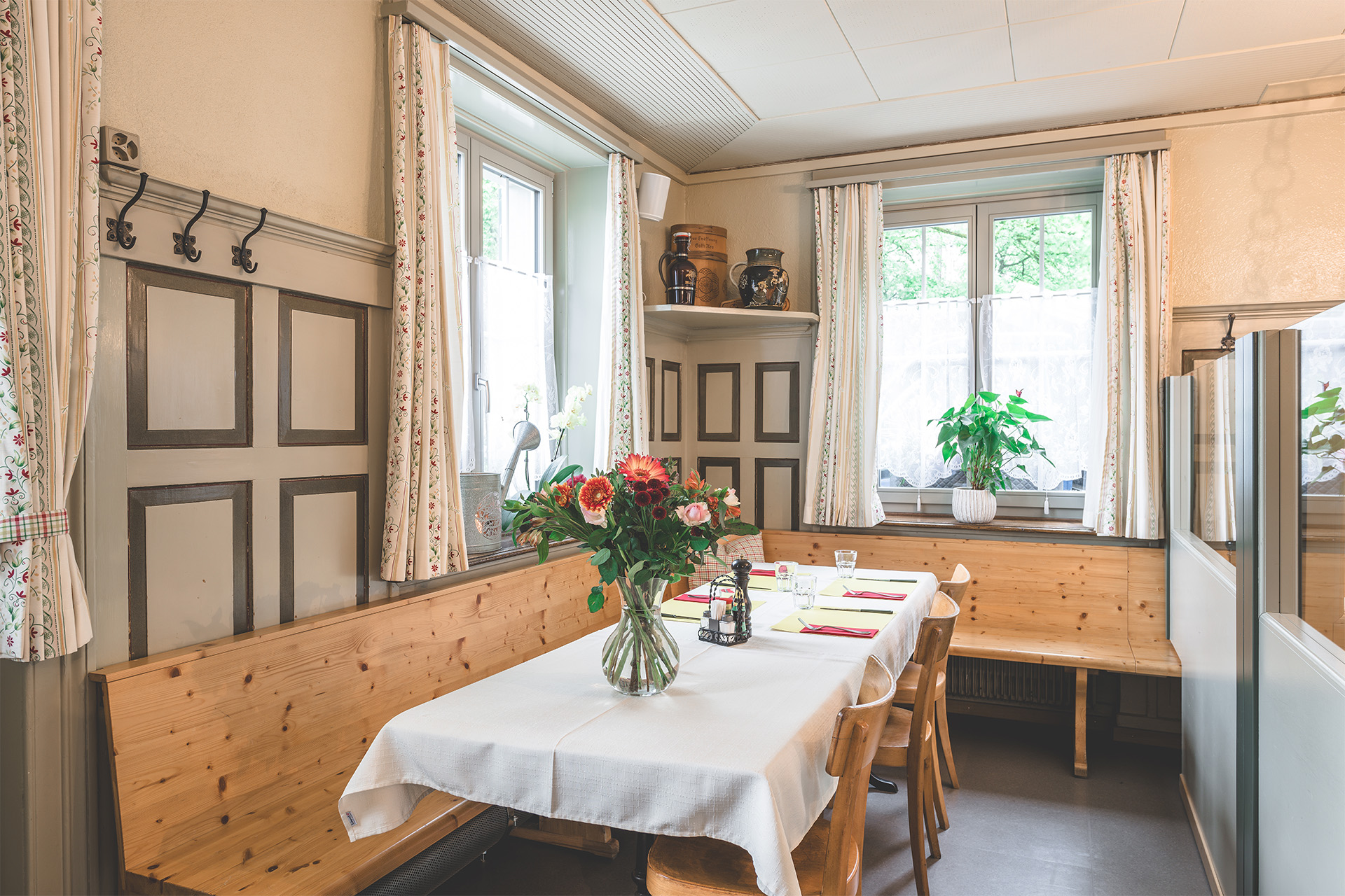 reustaurant-geeren-willkommen-raum-1